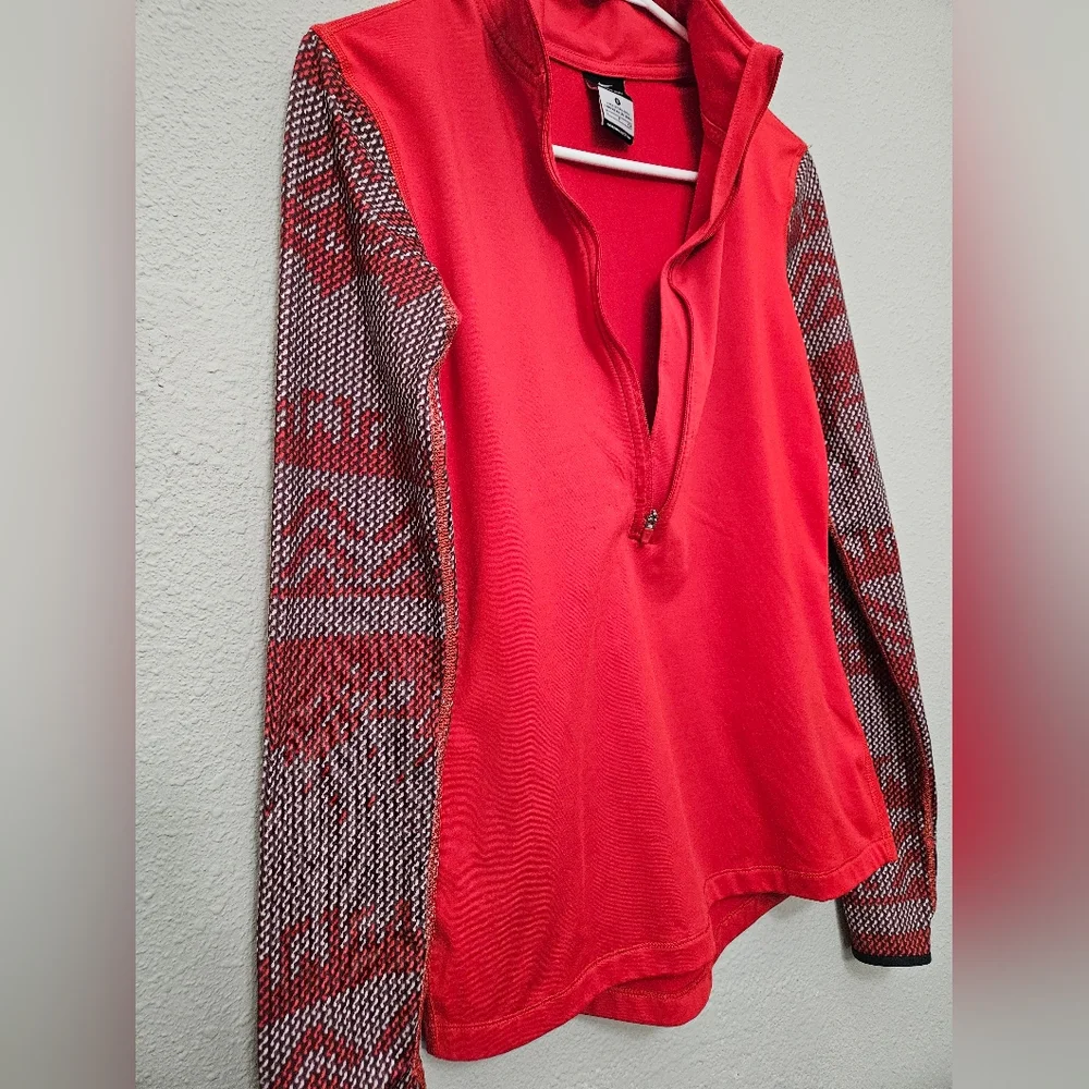 Nike Pro Dri Fit Small 1/2 Half Zip Red Geometric Sleeve Pullover Top Running